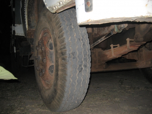 6 ล้อ รถหางปลา