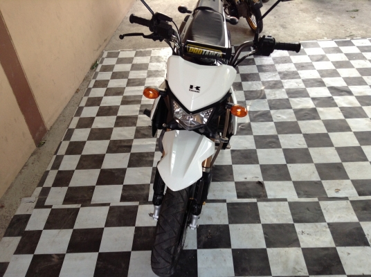 ขาย!!!KSRตัวใหม่ สต๊าทมือ รถใหม่มาก ปี56 รถเครื่องดีคับ มีเล่มทะเบียนครบ ภาษีไม่หมด