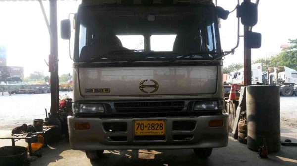 ขายรถหัวลาก 10 ล้อ 2 เพลา HINO PROFIA P11C ปี.49 ราคา รถสวย มี 2 หัว สนใจลองคุยกันครับ