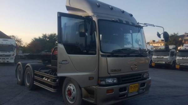 ขายรถหัวลาก 10 ล้อ 2 เพลา HINO PROFIA P11C ปี.49 ราคา รถสวย มี 2 หัว สนใจลองคุยกันครับ