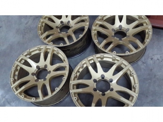 ขอบ 18 6รู กว้าง 8.5 ออฟ 40 ครบชุด 4วง