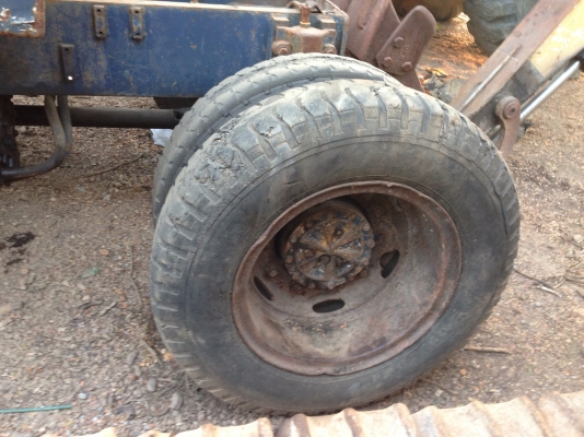 ขายรถตักดิน ล้อยาง komatsu 60-3 ล้อยาง