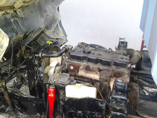 ดัมพ์สามิตร เครื่อง115แรงม้า 4bd1 ยาว4.0ม.กว้าง2.1ม.ใช้งานน้อยfหลัง ดัมพ์สามิตร เครื่อง115แรงม้า 4bd1 ยาว4.0ม.กว้าง2.1ม.ใช้งานน้อยfหลัง