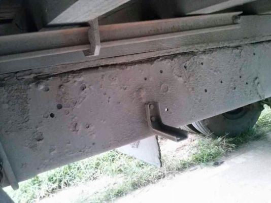 รถอีซูซุ 6 ล้อ รั้ว FTR 175 แรงม้า. สนใจติดต่อ 081 - 6079515 รถอีซูซุ 6 ล้อ รั้ว FTR 175 แรงม้า. สนใจติดต่อ 081 - 6079515