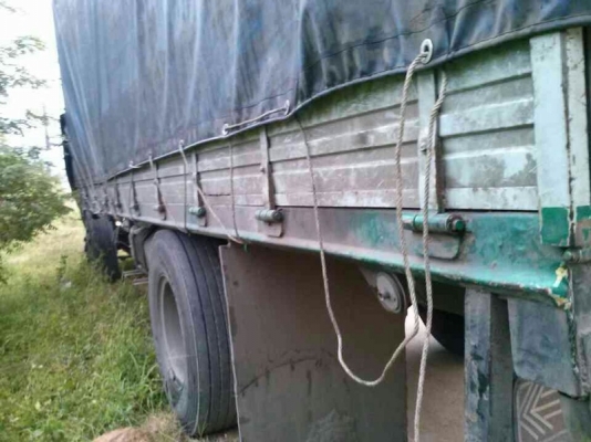 รถอีซูซุ 6 ล้อ รั้ว FTR 175 แรงม้า. สนใจติดต่อ 081 - 6079515 รถอีซูซุ 6 ล้อ รั้ว FTR 175 แรงม้า. สนใจติดต่อ 081 - 6079515