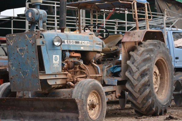 ขายรถไถฟอร์ด 6600 เครื่องดี เกียร์ดี รถสภาพพร้อมใช้