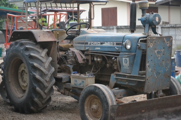 ขายรถไถฟอร์ด 6600 เครื่องดี เกียร์ดี รถสภาพพร้อมใช้