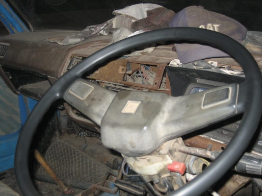 รถดัมพ์เล็ก 6 ล้อ