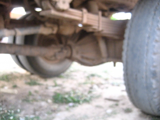 รถดัมพ์เล็ก 6 ล้อ