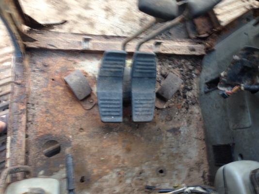 รถแบ็คโฮ KOMATSU 120 - 6 ตามสภาพ