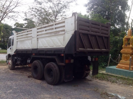 รถอีซูซุ 10 ล้อดั้ม 320 แรงม้า. ปี 51  ( ขายแม่ , ลูก )  สนใจติดต่อ 081 - 6079515