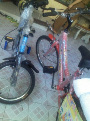 จักยานใหม่ๆเลย2คันได้ของขวัญมา