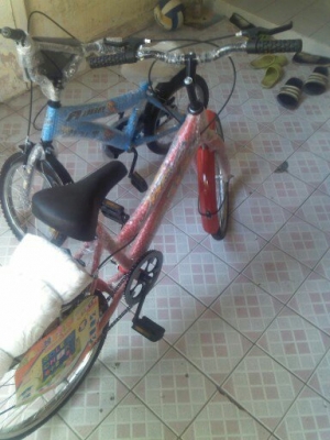 จักยานใหม่ๆเลย2คันได้ของขวัญมา