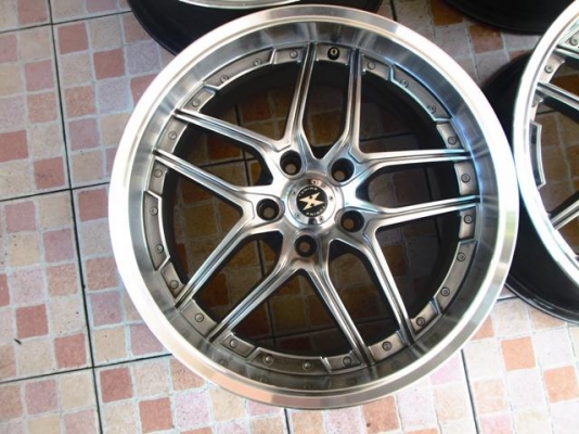 ขายล้อลายหรู 18" 5/114.3 กว้าง 8" ET.38 (1ชุด)