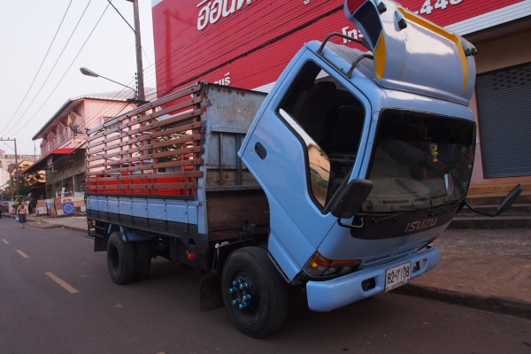 ขาย isuzu NPR120 พร้อมใช้