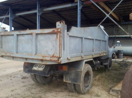 ขายด่วน 6 ล้อหัวยาวดั้ม ยี่ห้อ DODGE (ดอดจ์) ราคางามๆคับ