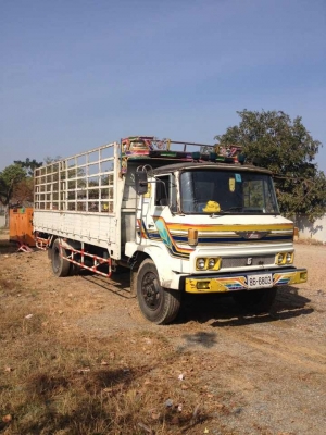 ขาย HINO ยาว 6.50 เมตร เครื่อง EH100 รถห้าง