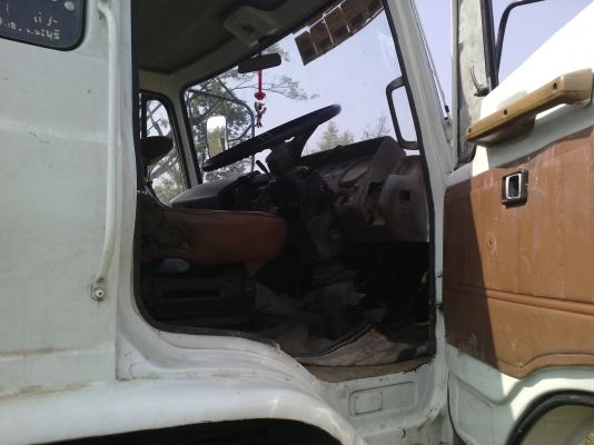 ฮีโน่ F18 เทนเลอร์หางปลาราคาแค่ 650000 บาทเท่านั้น