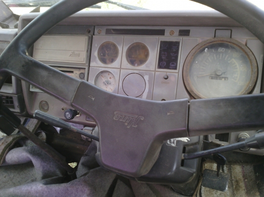 ฮีโน่ F18 เทนเลอร์หางปลาราคาแค่ 650000 บาทเท่านั้น