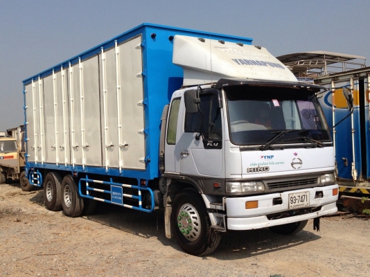 ขายรถบรรทุก 10 ล้อ HINO FL 1 J สมอเงิน เครื่องยนต์210 แรงม้า ตู้ 10 บาน สนใจติดต่อ080-4477814 พีรพงษ์