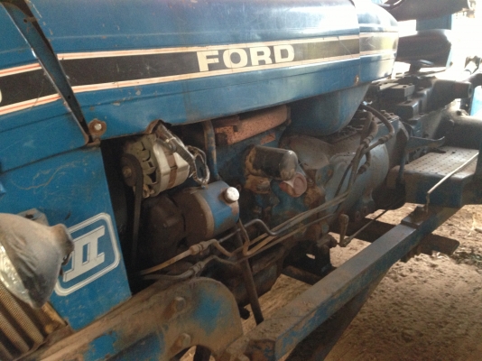 ขายรถไถ FORD 6600 เต็ม มีภาพวีดีโอ  เกียร์ 5DNN  เพืองท้าย D4NN  ท้ายเบาะD5NN  เครื่องดี T5  ผาน 7 TMC ดันหน้า  สภาพเดิมๆ เอกสารเล่มทะเบียนพร้อมโอน  ราคา 338000 บาท   สนใจติดต่อ คุณชัยย สตึก โทร 081-9972972  089-8451778