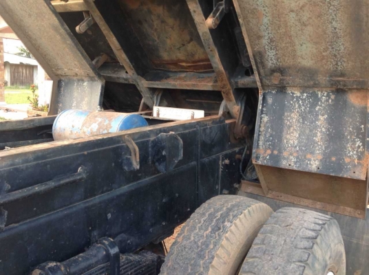 สิบล้อดั้ม 240 แรงม้า ระบบพ่วง พร้อมใช้งาน สิบล้อดั้ม 240 แรงม้า ระบบพ่วง พร้อมใช้งาน