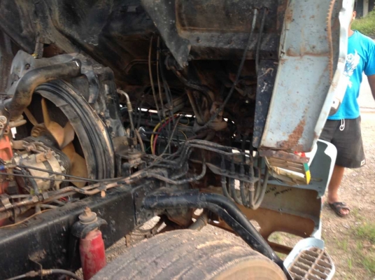 สิบล้อดั้ม 240 แรงม้า ระบบพ่วง พร้อมใช้งาน สิบล้อดั้ม 240 แรงม้า ระบบพ่วง พร้อมใช้งาน