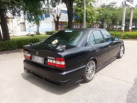 ขาย BMW e34 Bignote สีดำ ปี1997 สภาพสวย ขาย BMW e34 Bignote สีดำ ปี1997 สภาพสวย