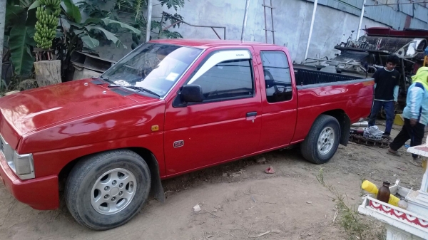 ขาย Nissun Big M King cab 2.5 bd