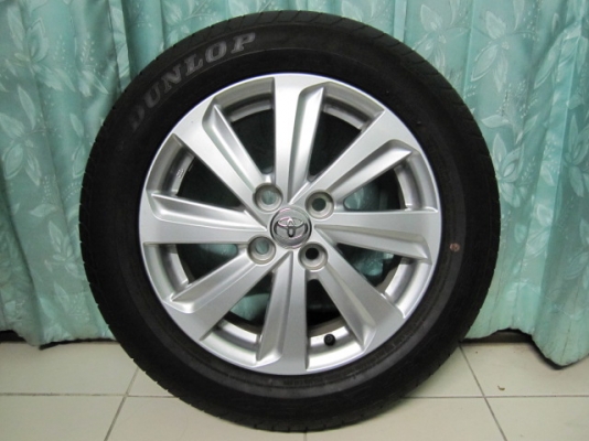 ขายล้อแม็ก New Vios พร้อมยางป้ายแดงขอบ15