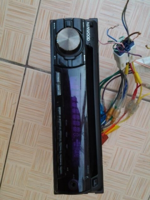 front kenwood ถอดมาจากตัดรถก่อนตัดหัวท้ายญีุ่ปุ่นครับ 50x4 watts มีรีซีฟเวอร์ในตัว