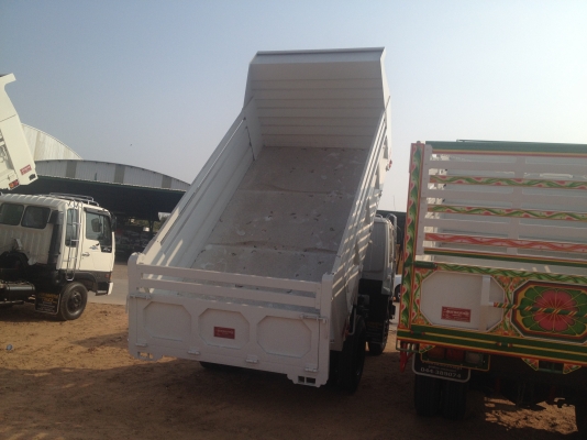 ขายไม่แพง ISUZU DECA เครื่อง 6HH1 210 กระบะดั้มดิน ยาว 3.80 เมตร กว้าง 2.20 เมตร สูง 90 ซม กระบอกดั้มพ์ 6 ตัน รถทำใหม่หมดทั้งคันครับ โทรได้เลยครับ ขายไม่แพง ISUZU DECA เครื่อง 6HH1 210 กระบะดั้มดิน ยาว 3.80 เมตร กว้าง 2.20 เมตร สูง 90 ซม กระบอกดั้มพ์ 6 ตัน รถทำใหม่หมดทั้งคันครับ โทรได้เลยครับ