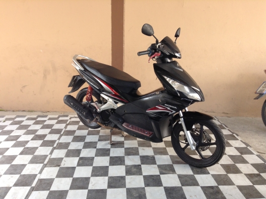 ขาย!!!ฮอนด้าแอเบรค รุ่นท๊อป ล้อแม็ก ปี50 รถเครื่องดีคับ มีเล่มทะเบียนครบ ภาษีไม่หมด