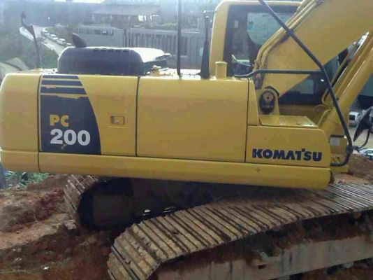 ขาย รถแบ็คโฮ KOMATSU PC200-8