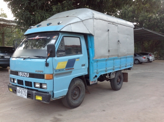 ขายรถบรรทุก 4 ล้อกลาง