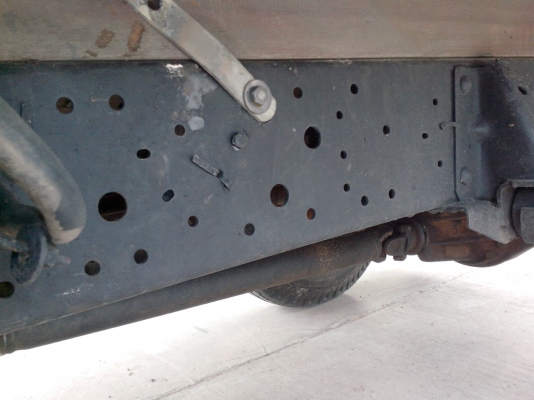 ขายรถบรรทุก 4 ล้อกลาง