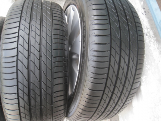 ขายล้อแม็กป้ายแดง Honda Accord G9 17"x7.5" et55 5รู114.3 + ยางปี13 สนใจติดต่อเล็กคลองสามครับ (081-3747940)