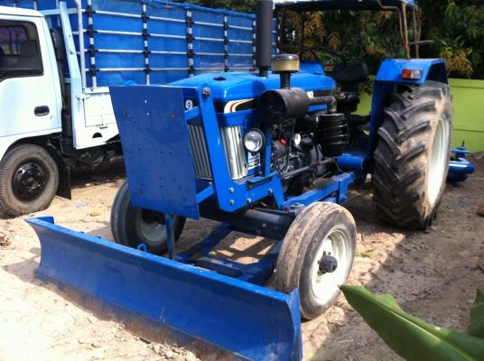 ขายรถไถford6610เต็มเสื้อลาย