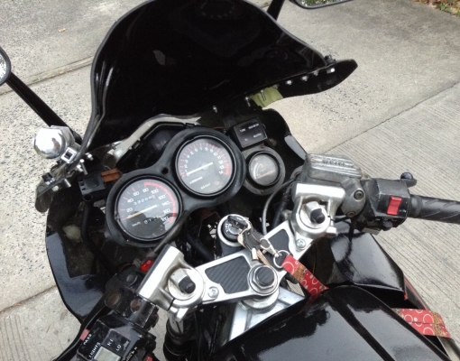 Yamaha FZ400 สำเนาทะเบียน ราคาพร้อมส่งทั่วประเทศ