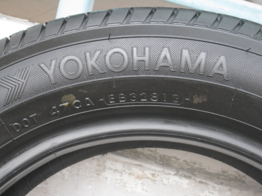ขายยาง Yokohama db decibel e70 185/60r15 ยางผลิตสัปดาห์ที่ 28 ปี13  สนใจติดต่อเล็กคลองสามครับ (081-3747940)