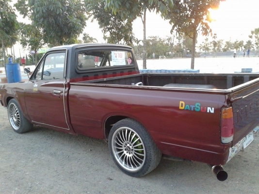 ขายดัสสันช้างเหยียบ 620 4ขอ ดิสหน้า 5เกียร์ 59000