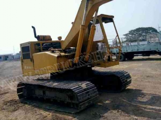 รถแบคโฮ ยี่ห้อ HITACHI รุ่น EX120