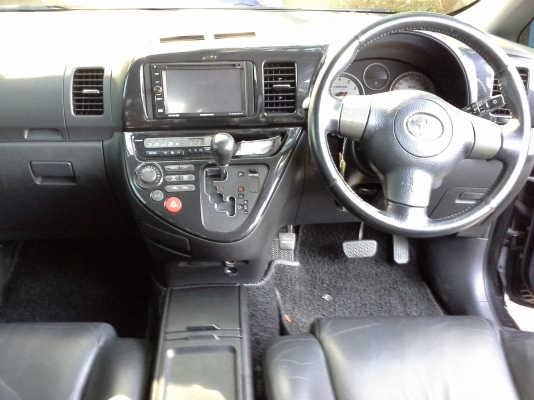 TOYOTA WISH 2.0(Q) AT ปี 2004