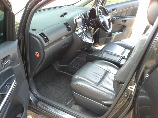 TOYOTA WISH 2.0(Q) AT ปี 2004