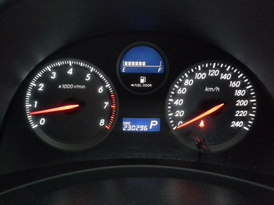 TOYOTA WISH 2.0(Q) AT ปี 2004