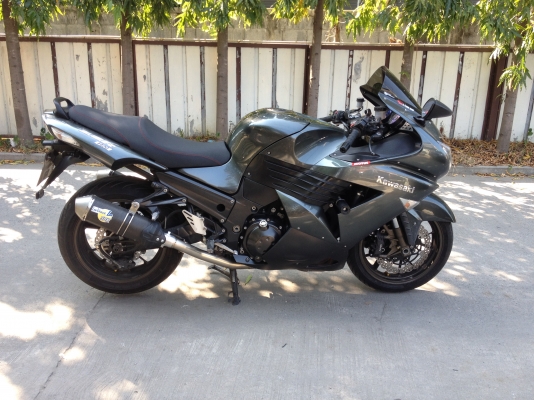 ขายดาว์น 90,000 KAWASAKI ZZR 1400 ปี 2006