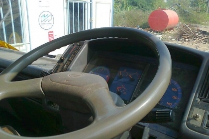 สิบล้อ HINO FM 1J 210 แรงม้า รถปี 46 ชอบราคาเท่าไรต่อรองได้ครับ