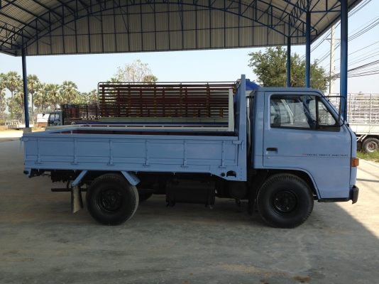 ISUZU NKR 4 ล้อ ปี 2539 เครื่อง 88 แรง กะบะคาโก้ ยาว 3.10 ม.