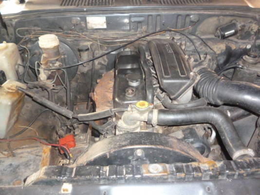 ขายรถมาสด้า เครื่องดี  ไม่ผุ  ทะเบียนพร้อมโอน