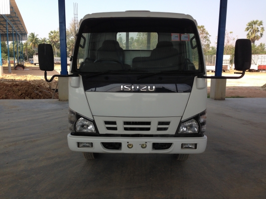ISUZU NKR 130 แรงเทอร์โบ 6 ล้อเล็ก ปี 2549 ยาว 4.30 ม. ISUZU NKR 130 แรงเทอร์โบ 6 ล้อเล็ก ปี 2549 ยาว 4.30 ม.